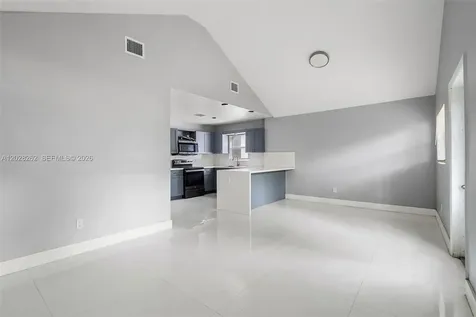 352 NW 41st Street Miami FL 33127