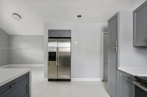 352 NW 41st Street Miami FL 33127