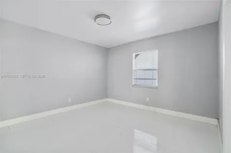 352 NW 41st Street Miami FL 33127