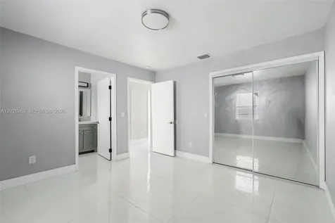 352 NW 41st Street Miami FL 33127