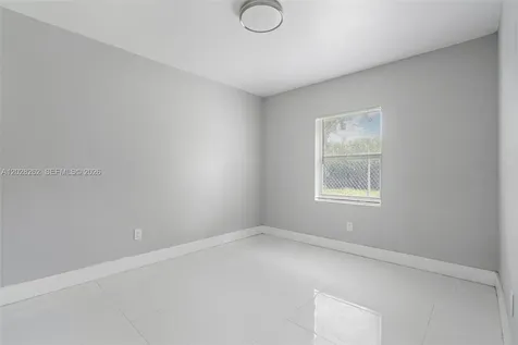 352 NW 41st Street Miami FL 33127