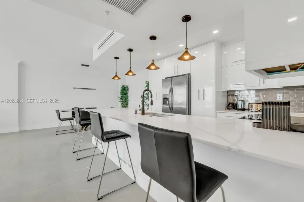2501 S Ocean Drive Hollywood FL 33019