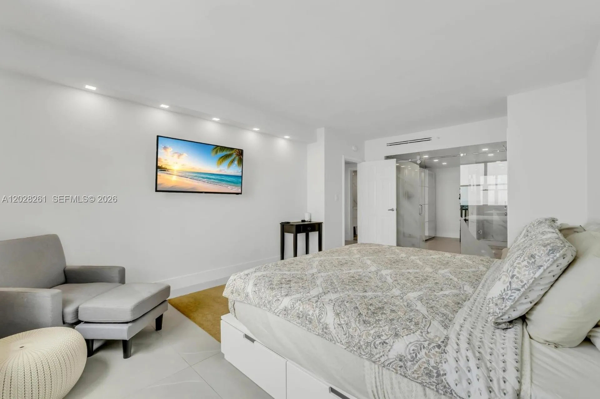 2501 S Ocean Drive Hollywood FL 33019