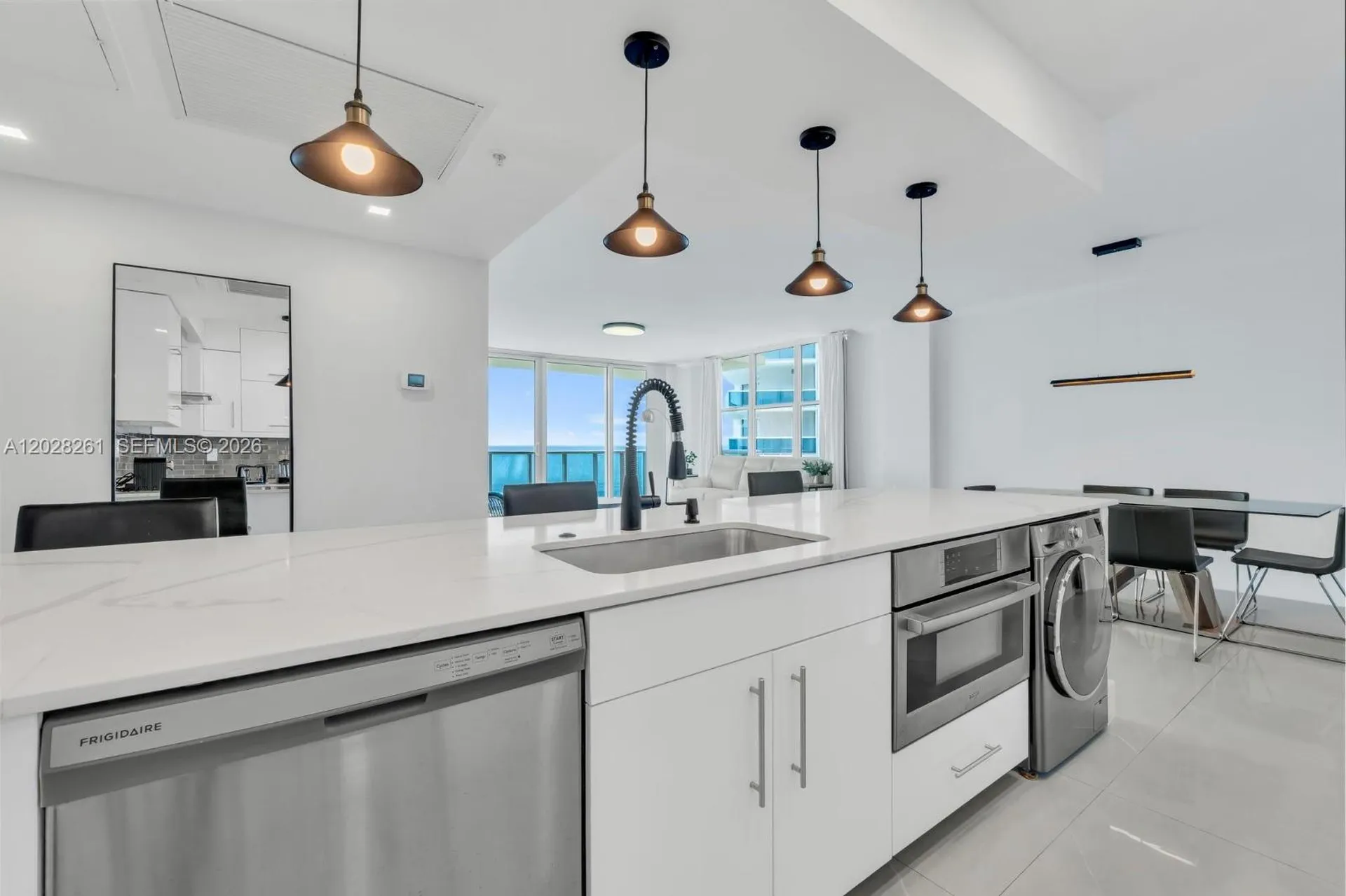 2501 S Ocean Drive Hollywood FL 33019