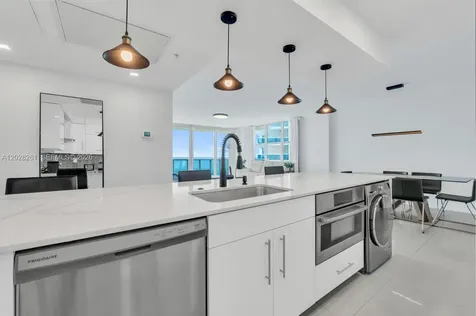 2501 S Ocean Drive Hollywood FL 33019