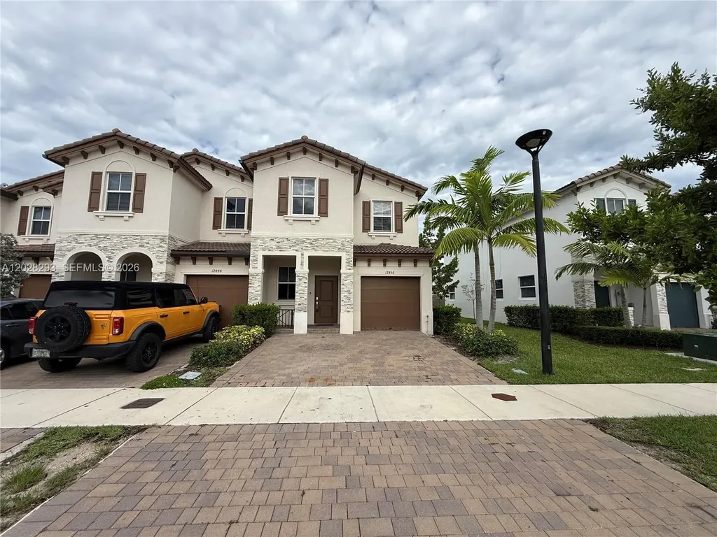 12856 NW 22nd Place Miami FL 33167