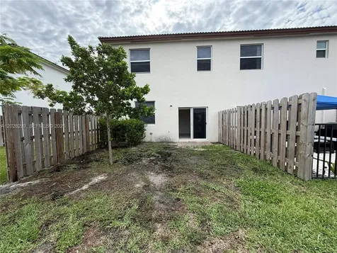 12856 NW 22nd Place Miami FL 33167