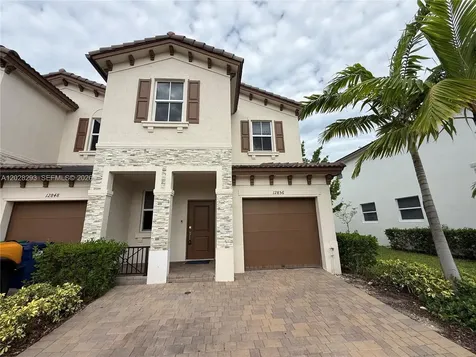 12856 NW 22nd Place Miami FL 33167