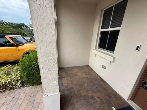 12856 NW 22nd Place Miami FL 33167