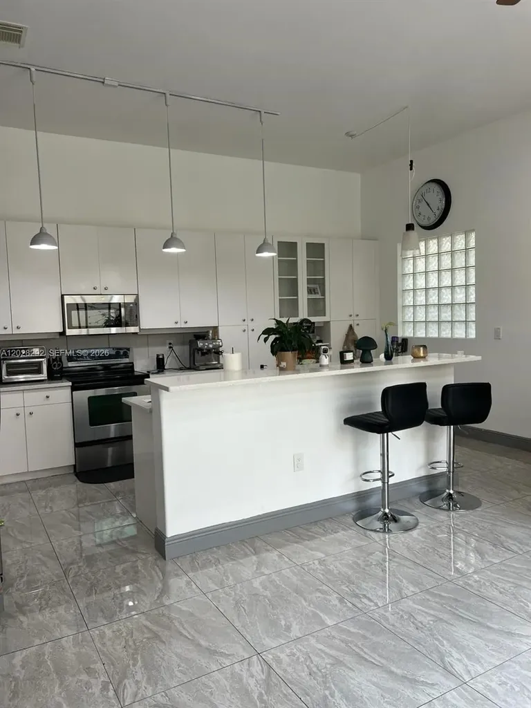 1120 Papaya Street Hollywood FL 33019