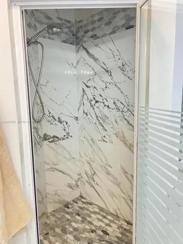 1120 Papaya Street Hollywood FL 33019