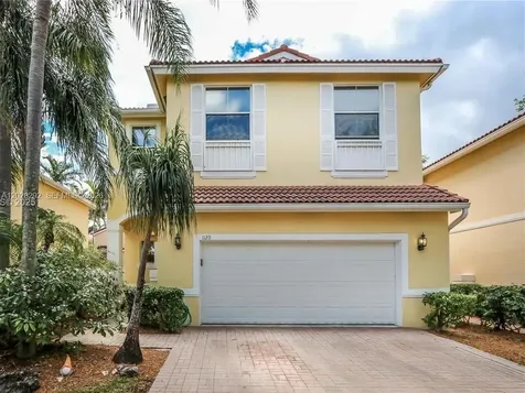 1120 Papaya Street Hollywood FL 33019
