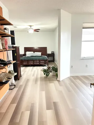 1120 Papaya Street Hollywood FL 33019