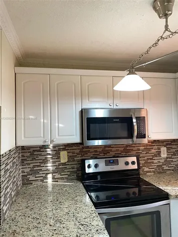 11789 SW 18th Street Miami FL 33175