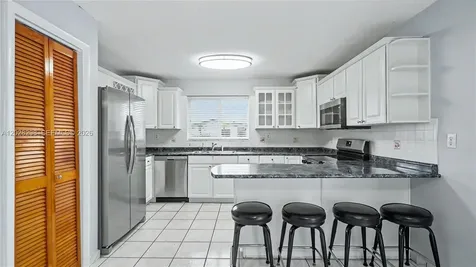3731 SW 87th Place Miami FL 33165