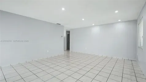 3731 SW 87th Place Miami FL 33165
