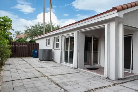 11252 NW 58th Terrace Doral FL 33178