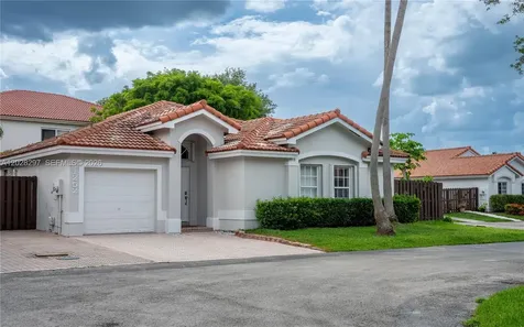 11252 NW 58th Terrace Doral FL 33178