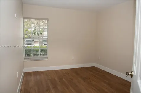 11252 NW 58th Terrace Doral FL 33178