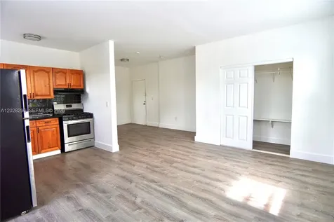 501 SW 6th Court Miami FL 33130