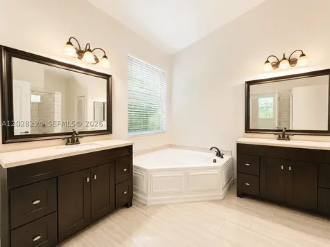 5528 Lake Tern Court Coconut Creek FL 33073