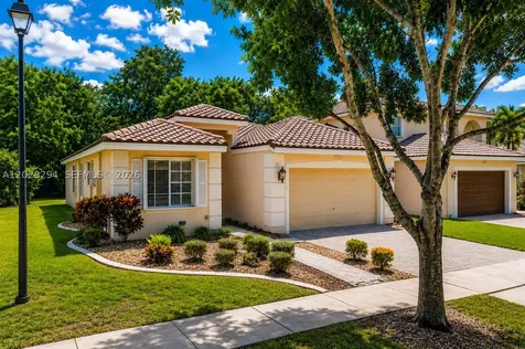 5528 Lake Tern Court Coconut Creek FL 33073