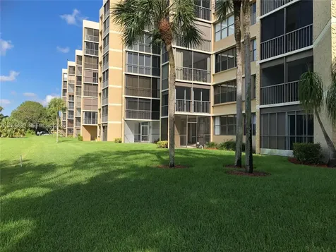 16300 Golf Club Road Weston FL 33326