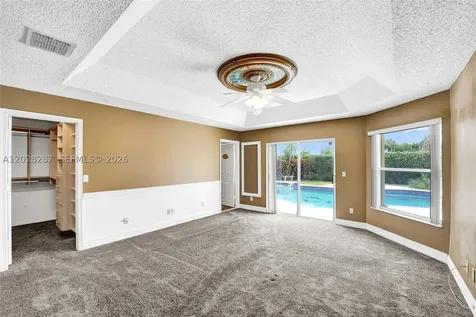 8860 Southern Orchard Road S Davie FL 33328