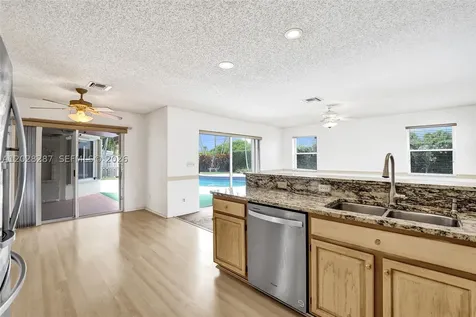 8860 Southern Orchard Road S Davie FL 33328
