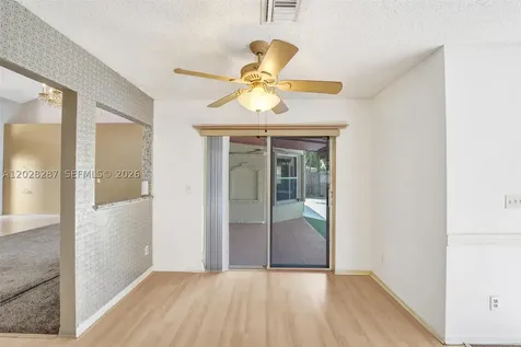 8860 Southern Orchard Road S Davie FL 33328