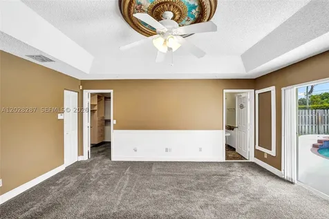 8860 Southern Orchard Road S Davie FL 33328