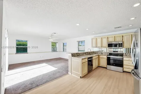 8860 Southern Orchard Road S Davie FL 33328