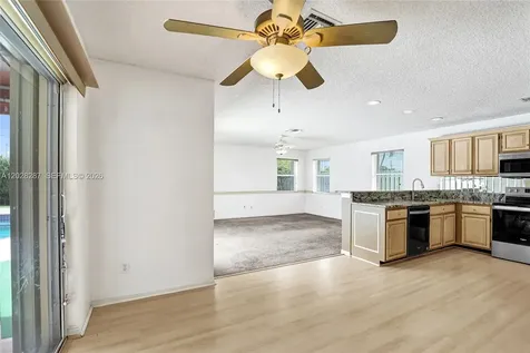 8860 Southern Orchard Road S Davie FL 33328