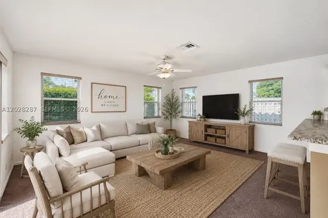 8860 Southern Orchard Road S Davie FL 33328