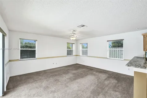8860 Southern Orchard Road S Davie FL 33328