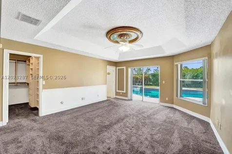 8860 Southern Orchard Road S Davie FL 33328