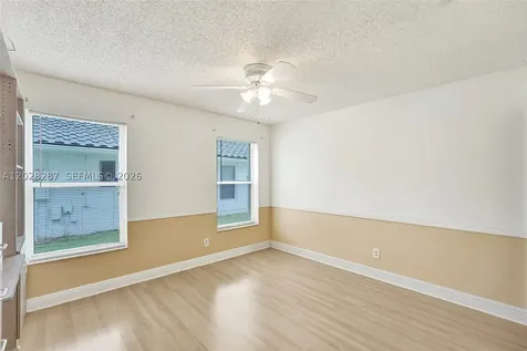 8860 Southern Orchard Road S Davie FL 33328