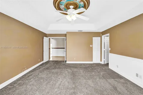 8860 Southern Orchard Road S Davie FL 33328