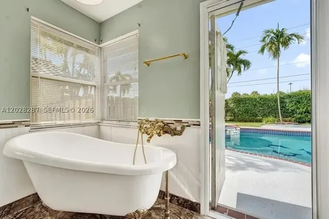 8860 Southern Orchard Road S Davie FL 33328