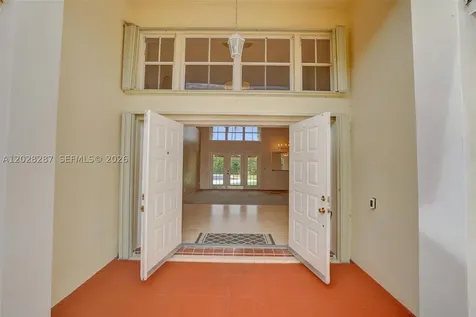 8860 Southern Orchard Road S Davie FL 33328