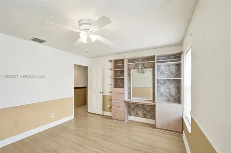 8860 Southern Orchard Road S Davie FL 33328