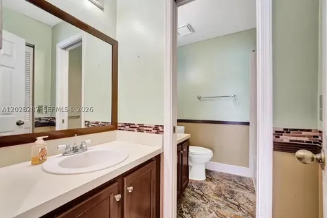 8860 Southern Orchard Road S Davie FL 33328
