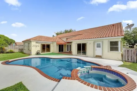 8860 Southern Orchard Road S Davie FL 33328