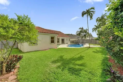 8860 Southern Orchard Road S Davie FL 33328