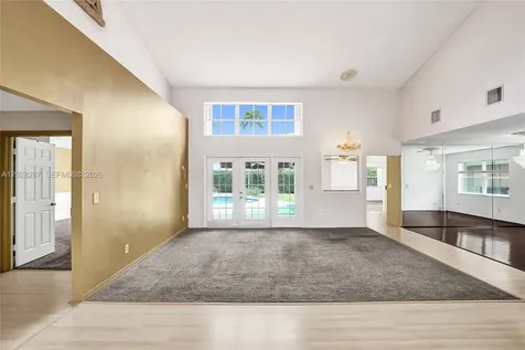 8860 Southern Orchard Road S Davie FL 33328