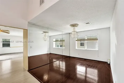 8860 Southern Orchard Road S Davie FL 33328