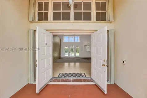 8860 Southern Orchard Road S Davie FL 33328