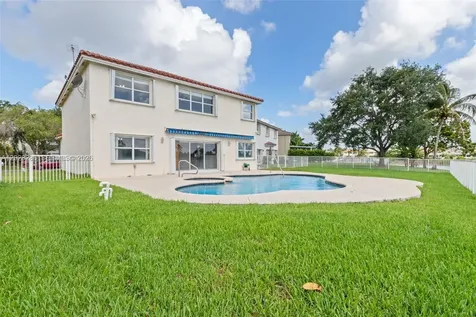 1303 NW 167 Avenue Pembroke Pines FL 33028
