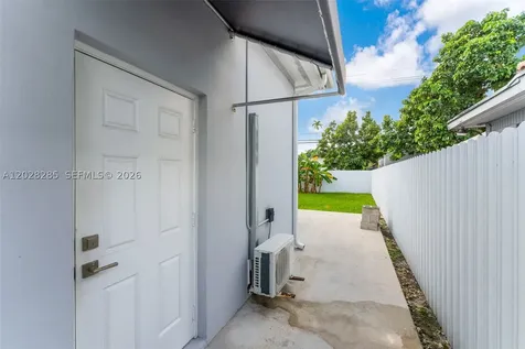 4780 NW 6th Street Miami FL 33126