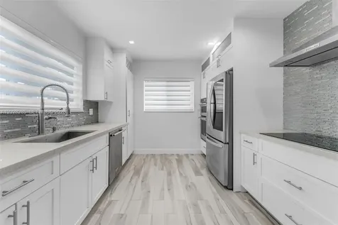 4780 NW 6th Street Miami FL 33126